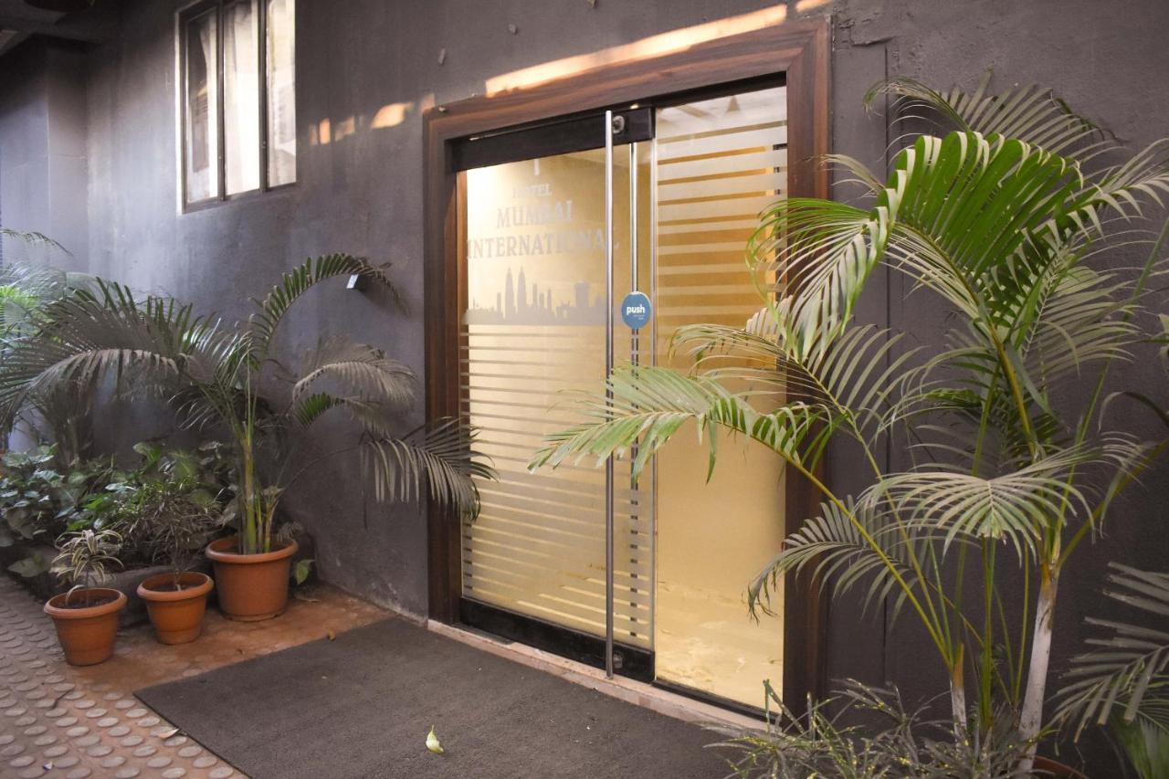 Hotel Mumbai International Exterior photo