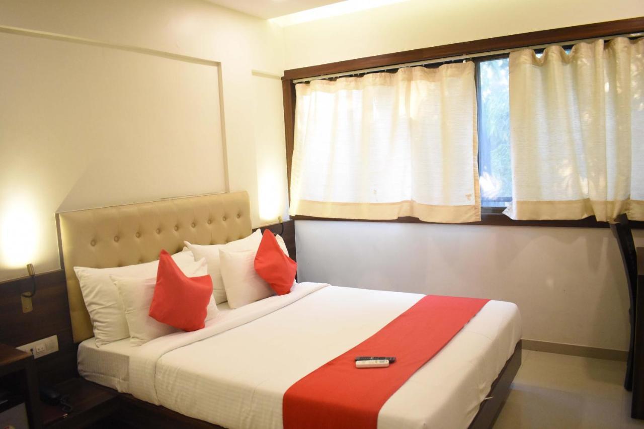 Hotel Mumbai International Exterior photo